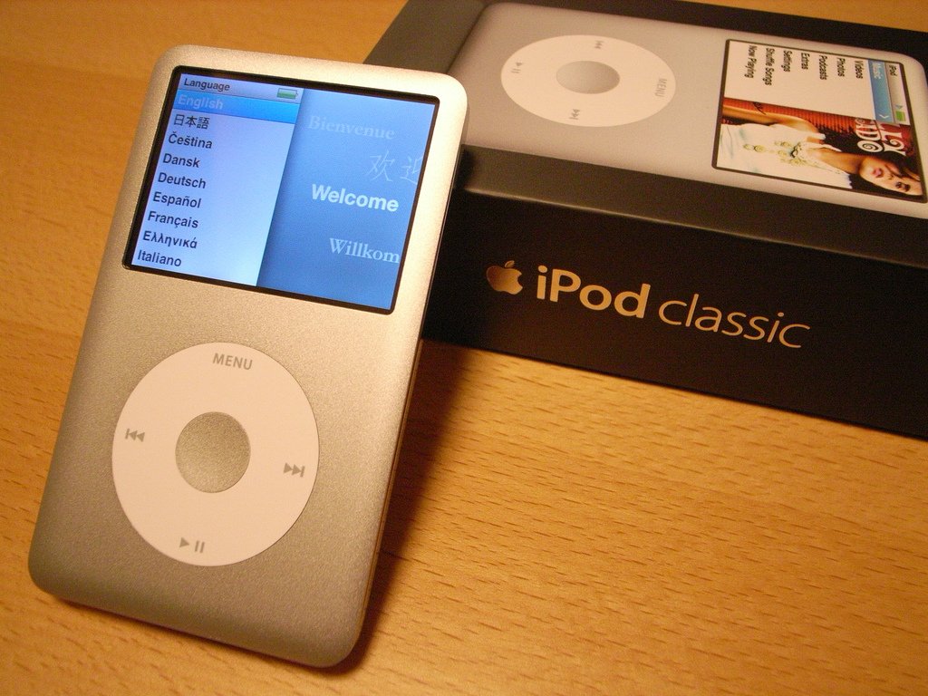 by-2007-the-ipod-was-on-its-sixth-generation-and-was-simply-known-as-the-ipod-classic.jpg